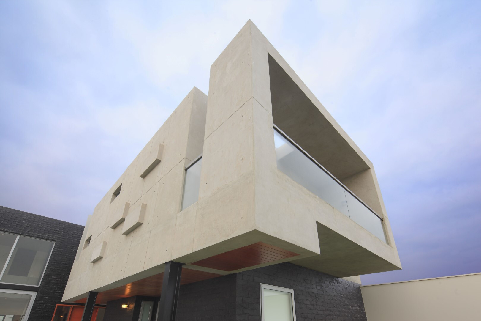 秘鲁利马中上层家庭别墅设计-6