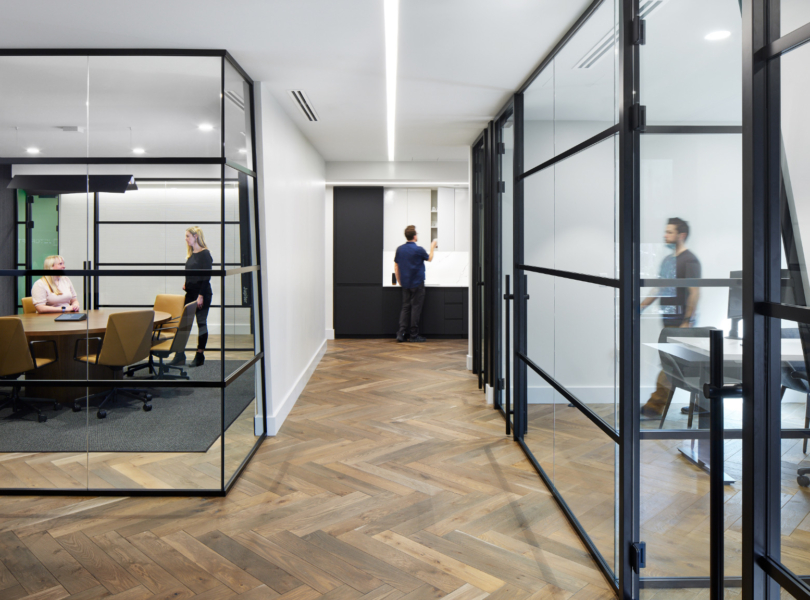 A Look Inside Hampshire Trust Bank’s New London Office - Officelovin'-5