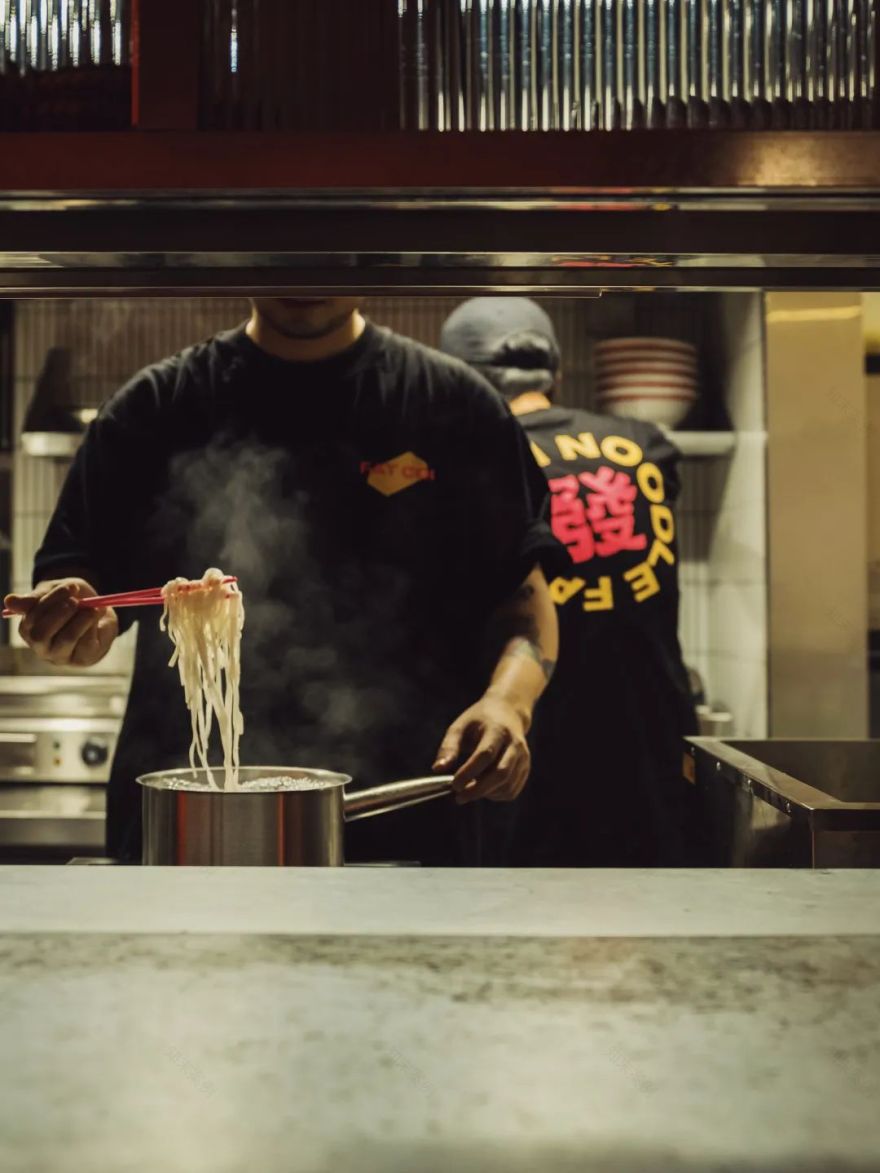 得闲发财 · 粤式东南亚面馆的创新设计丨中国广州丨永创设计-55