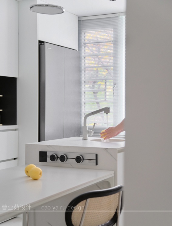 屿山行·极简黑白灰空间设计丨中国南京丨屿山行建筑空间设计-15