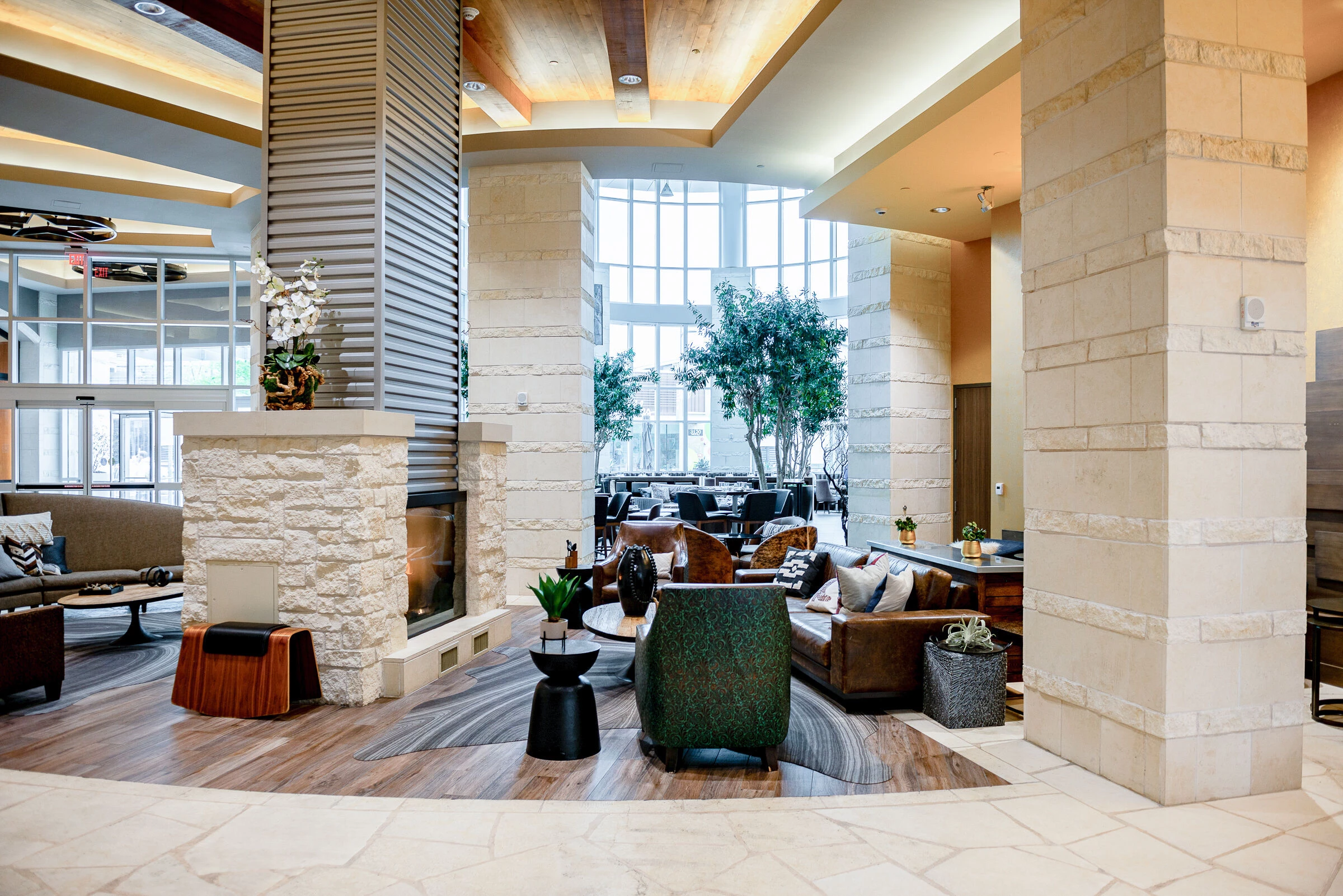 akb,一个酒店酒吧丨美国奥斯汀丨LK Architecture(室内设计部门)-4