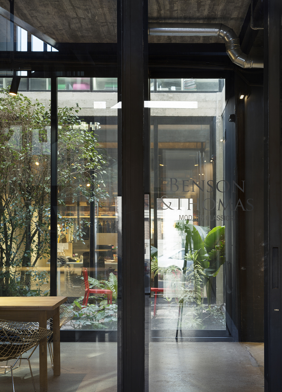 连续能量的转化 | Pedro Livni 的 Isla de Flores St.办公建筑-19