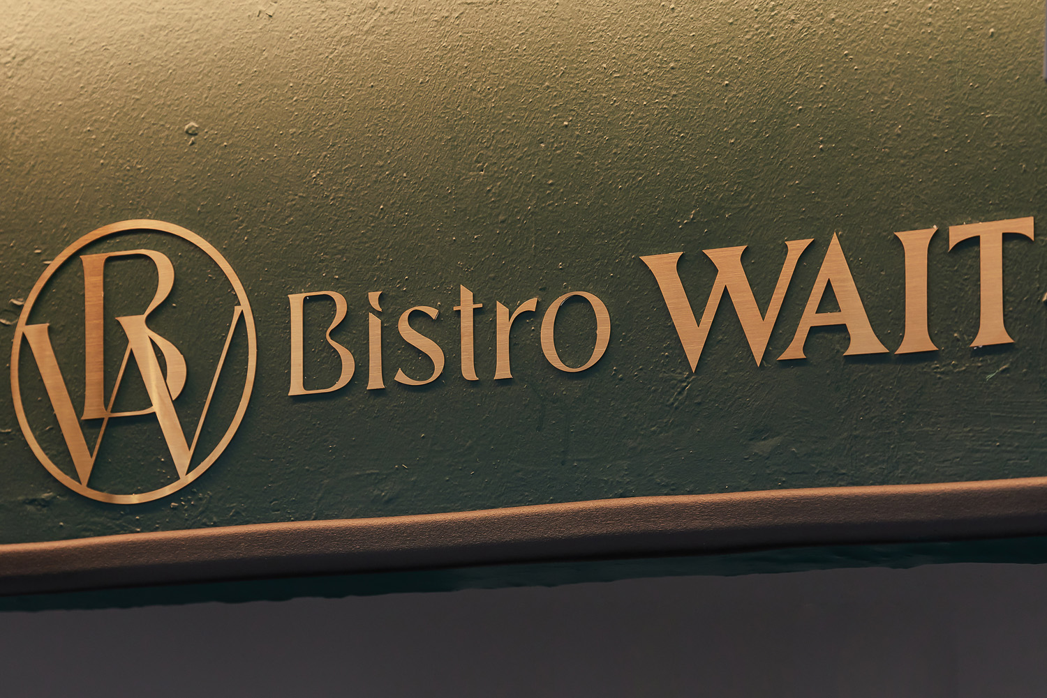 "葡萄酒庄的精致设计 | 14 平米的小空间，无限可能的视觉盛宴"-8