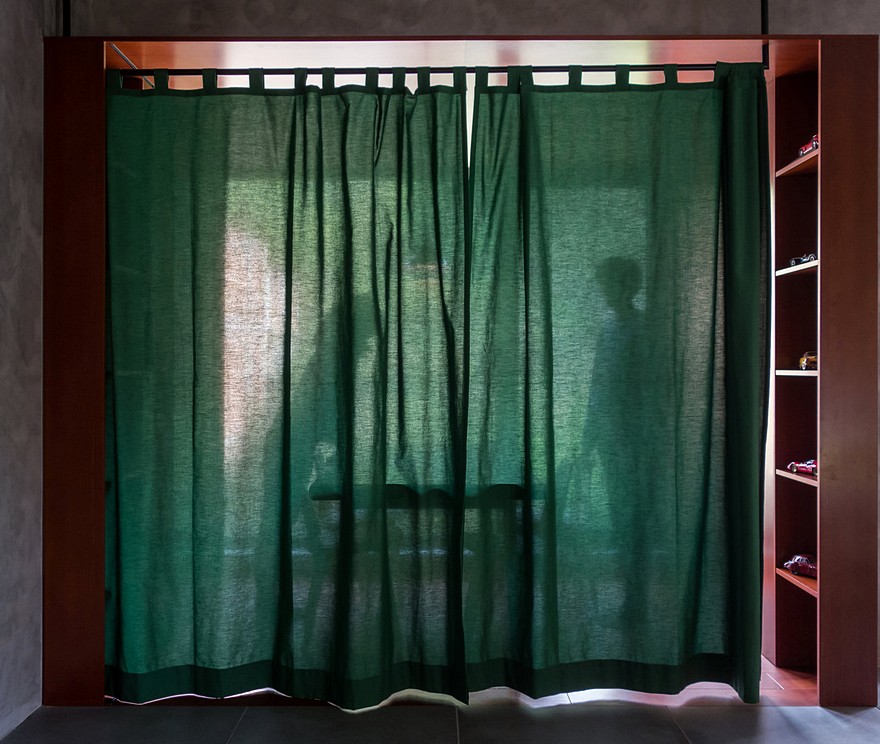 Brasov Apartment with Intense Interior Atmosphere and Saturated Colours-15