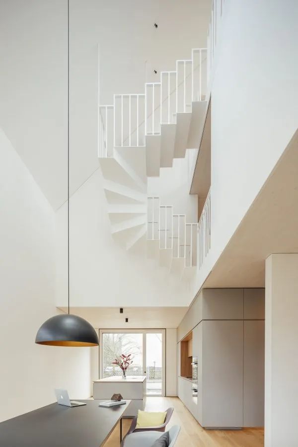 柏林山墙屋丨德国柏林丨Rundzwei Architekten BDA-9