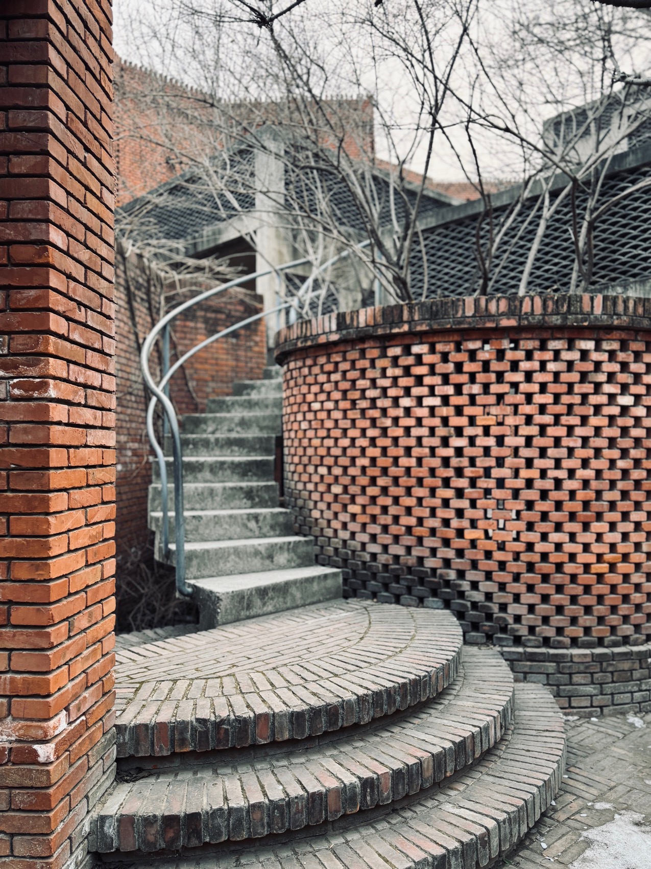 红砖美术馆手机摄影作品，北京 / Kun-15