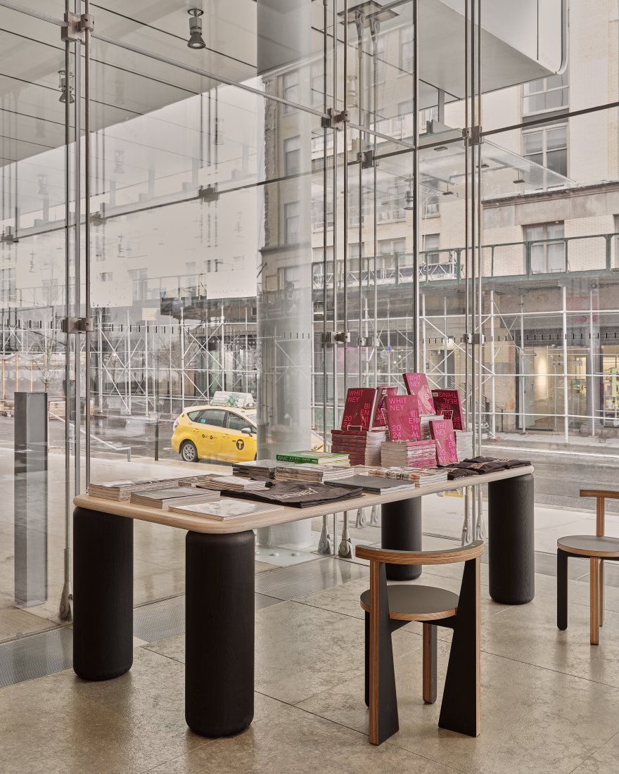 惠特尼美国艺术博物馆沉浸式商店-6