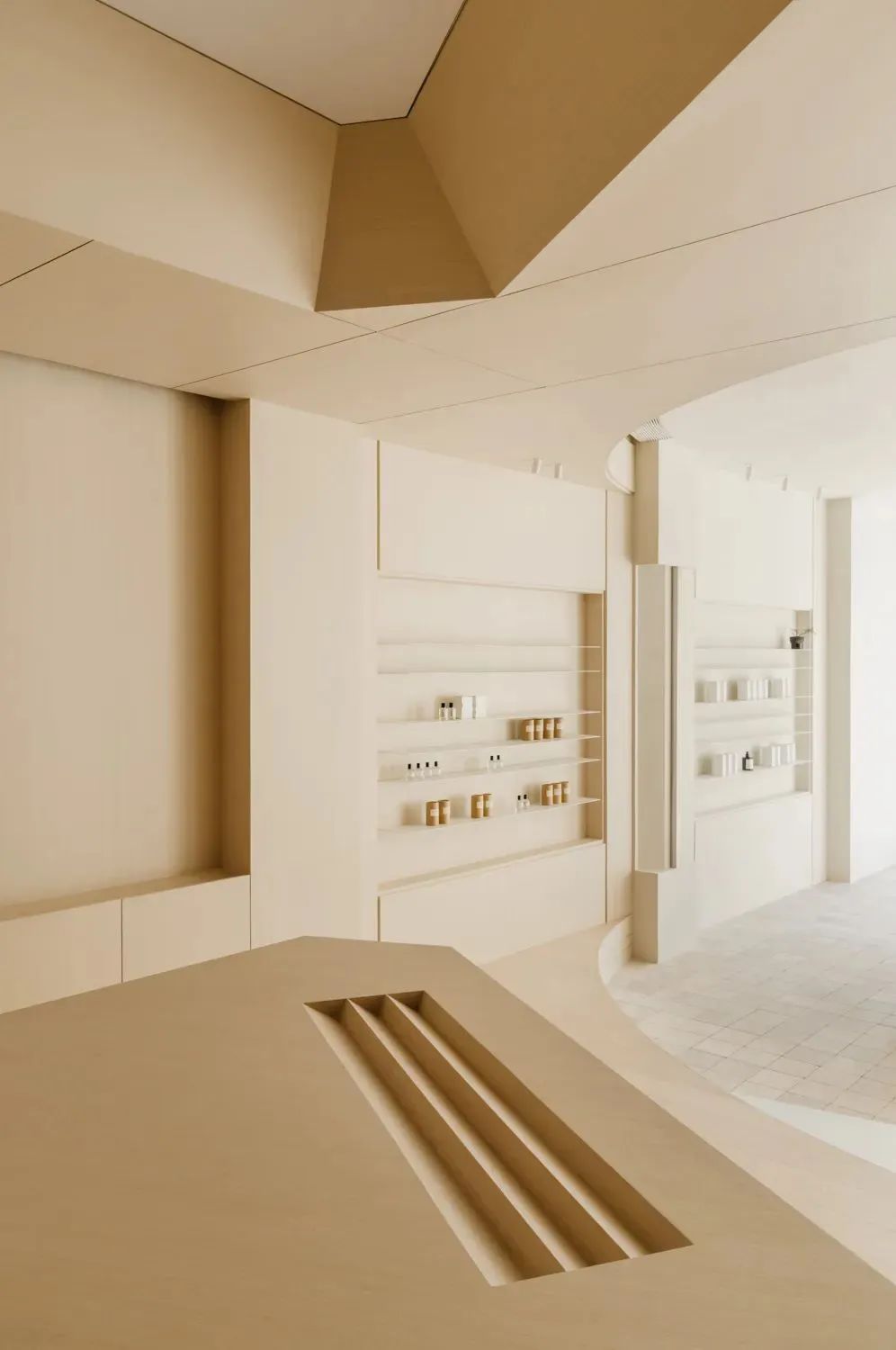 服装店丨中国杭州丨山地土壤空间设计-60