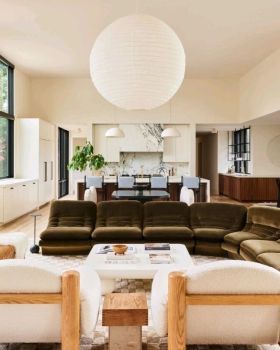 复兴堂；复兴之家（具体含义需根据语境确定，此处复兴可指宗教复兴、文化复兴等方面，house可理解为场所，如教堂等宗教场所或者其他特定的组织场所等） 丨美国密歇根丨SSS Design工作室