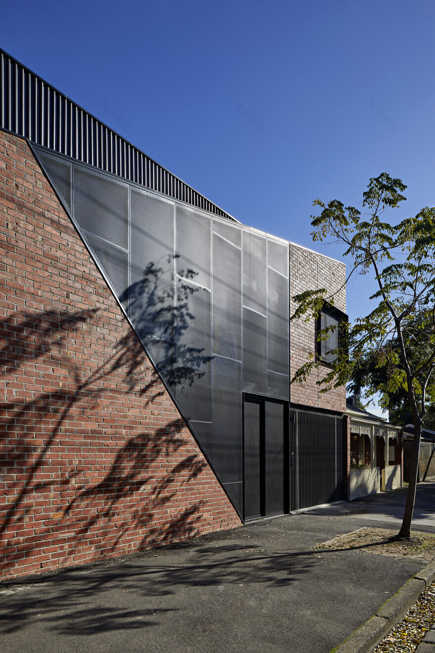 墨尔本港边工业风住宅设计-29