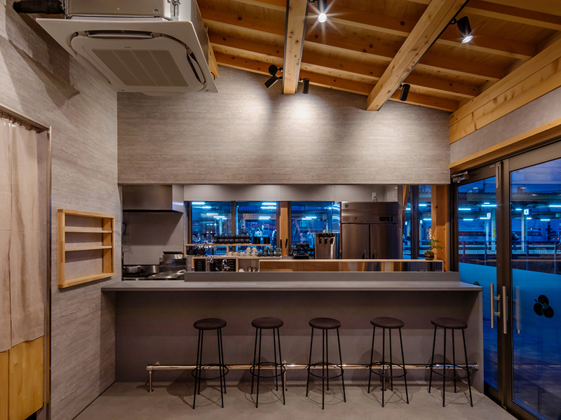 和モダンカフェ【Sun on Tow】の店舗デザイン-7