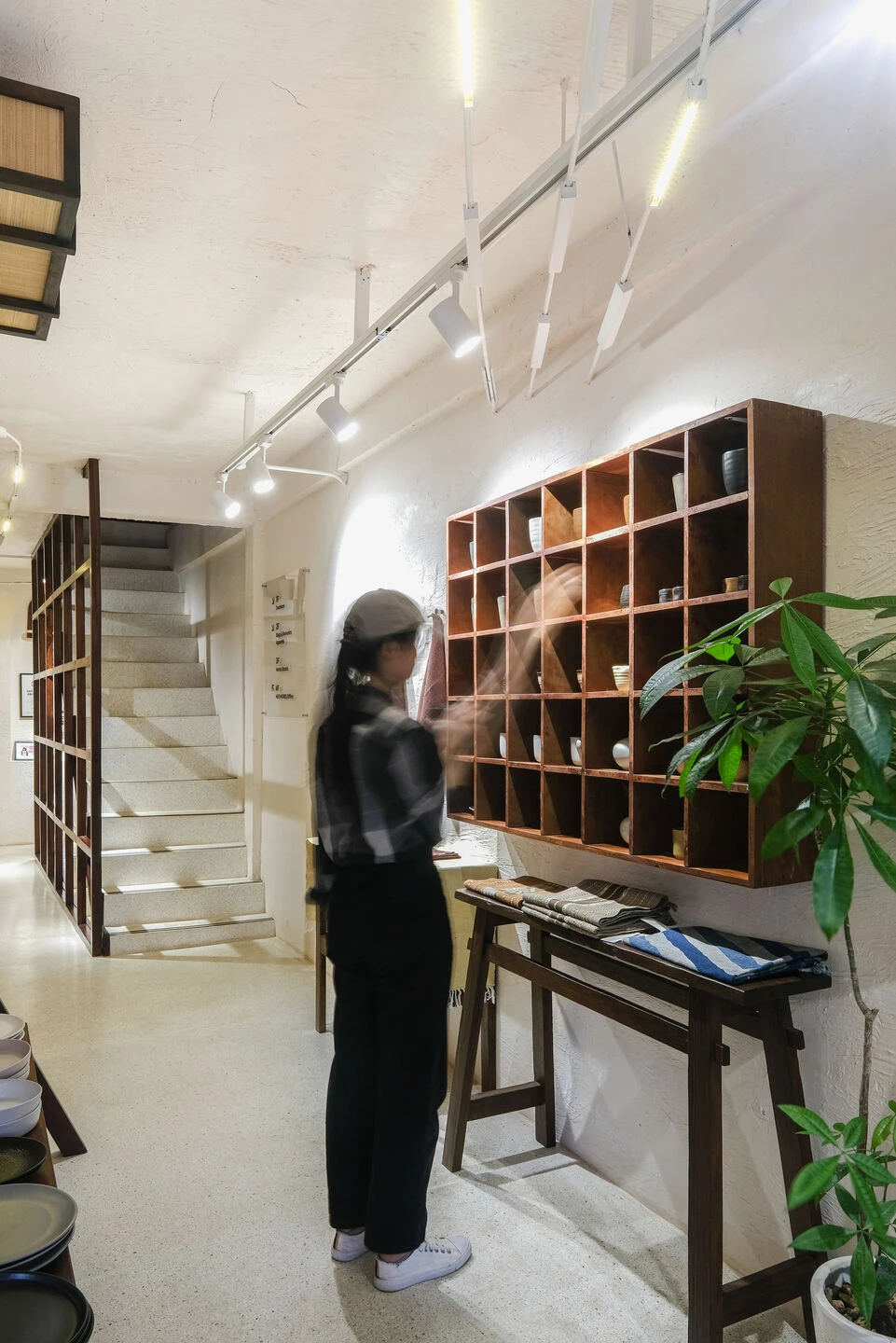 HER WORKS 品牌店丨老挝丨Tomi atelier architect-12