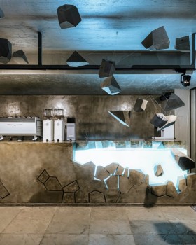 by OJAN Design Studio 伊朗Mehrshahr的碳咖啡馆