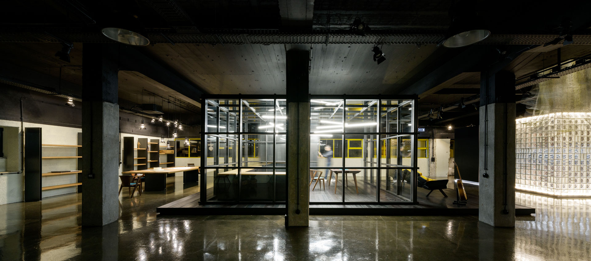 艺术工作室 16 号 | 大胆创新,和谐统一的办公空间-39