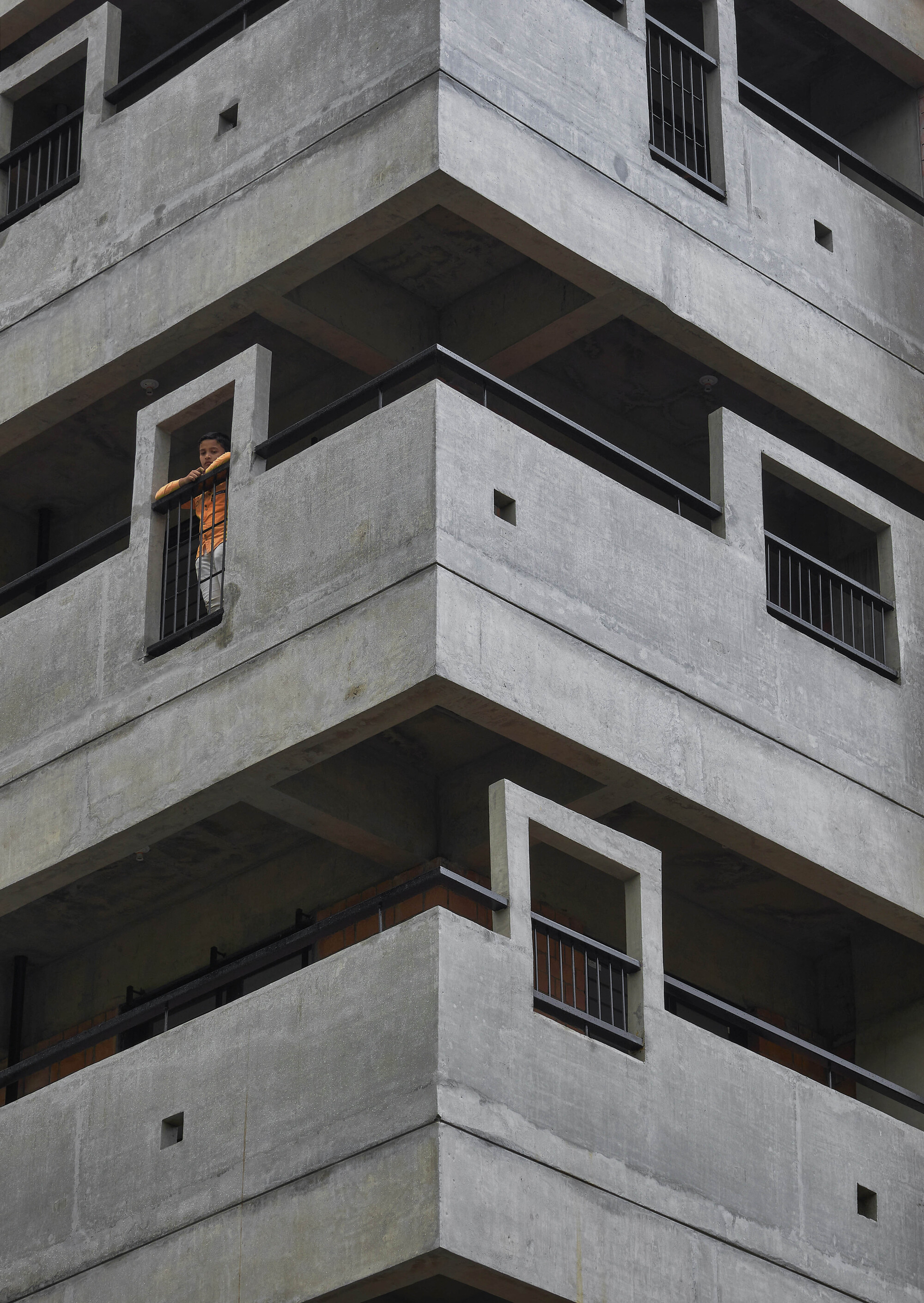 Housing Apartment at Badade Nagar / Studio Frozen Music-25