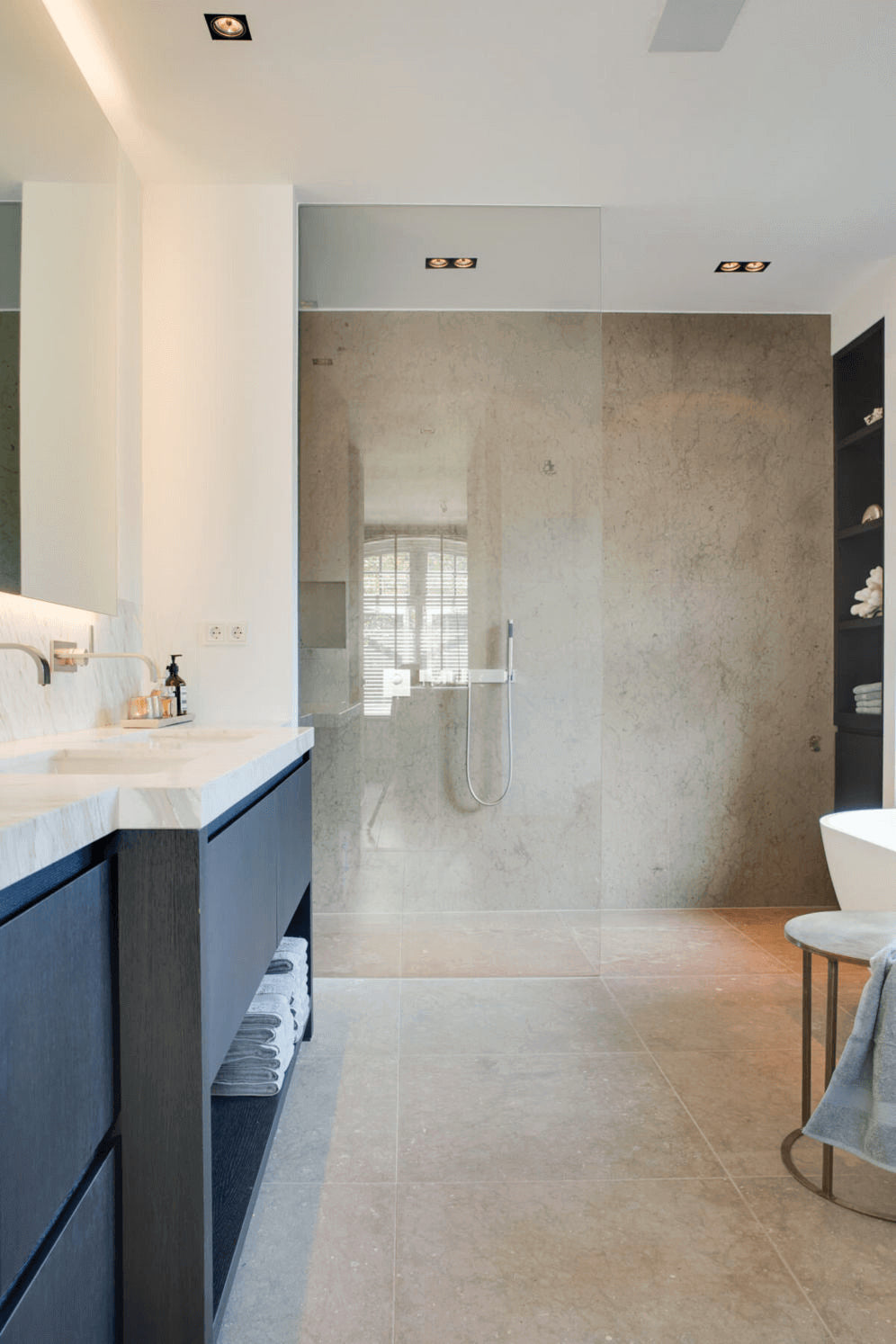 经典游艇别墅全面翻新丨荷兰布雷达丨Erik Koijen室内建筑设计公司-36