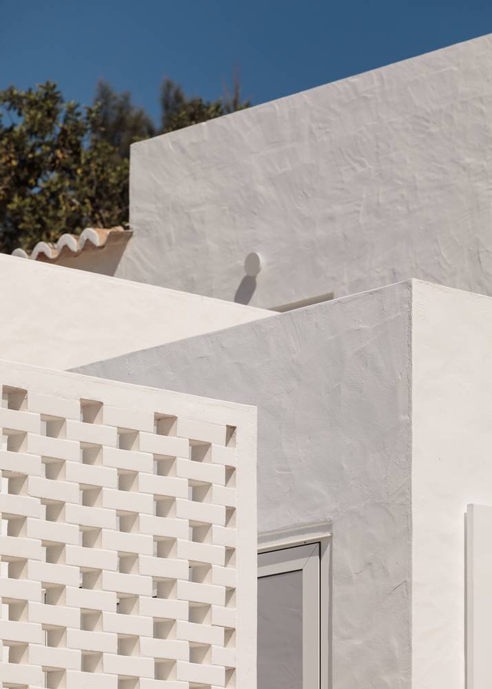 对葡萄牙海滨城市阿尔加维传统建筑诠释的豪宅设计丨戈者设计-22