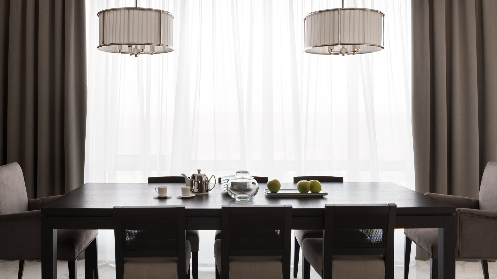 乌克兰河畔优雅经典公寓设计-9