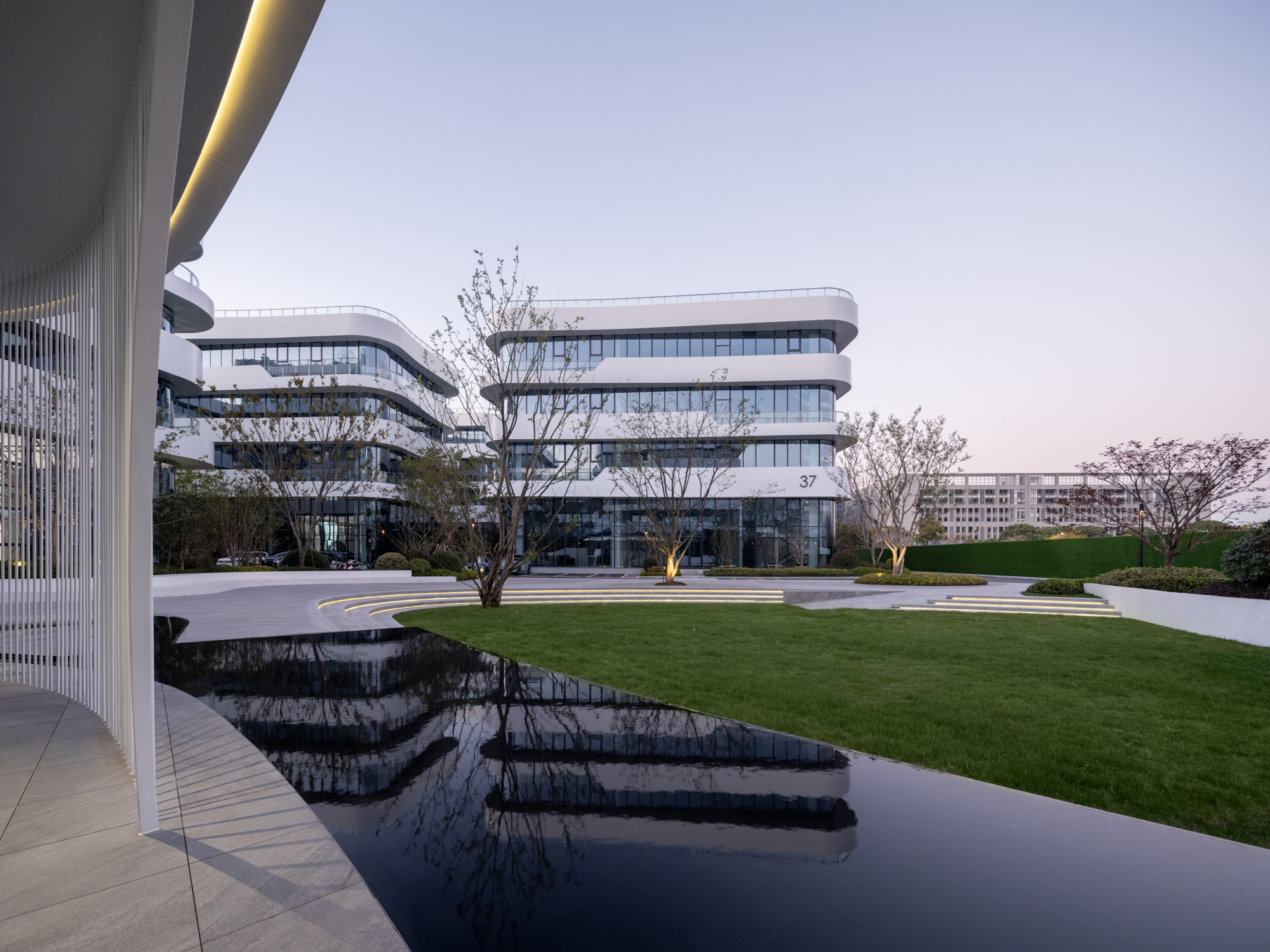 MAX科技园（杭州·钱塘）丨中国杭州丨北京方境景观建筑设计有限公司-60