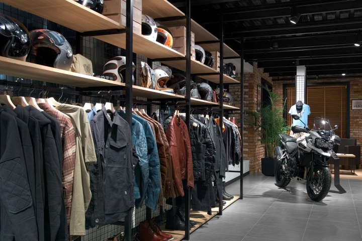 莫斯科 Triumph 摩托车店——动感与舒适的完美结合-34