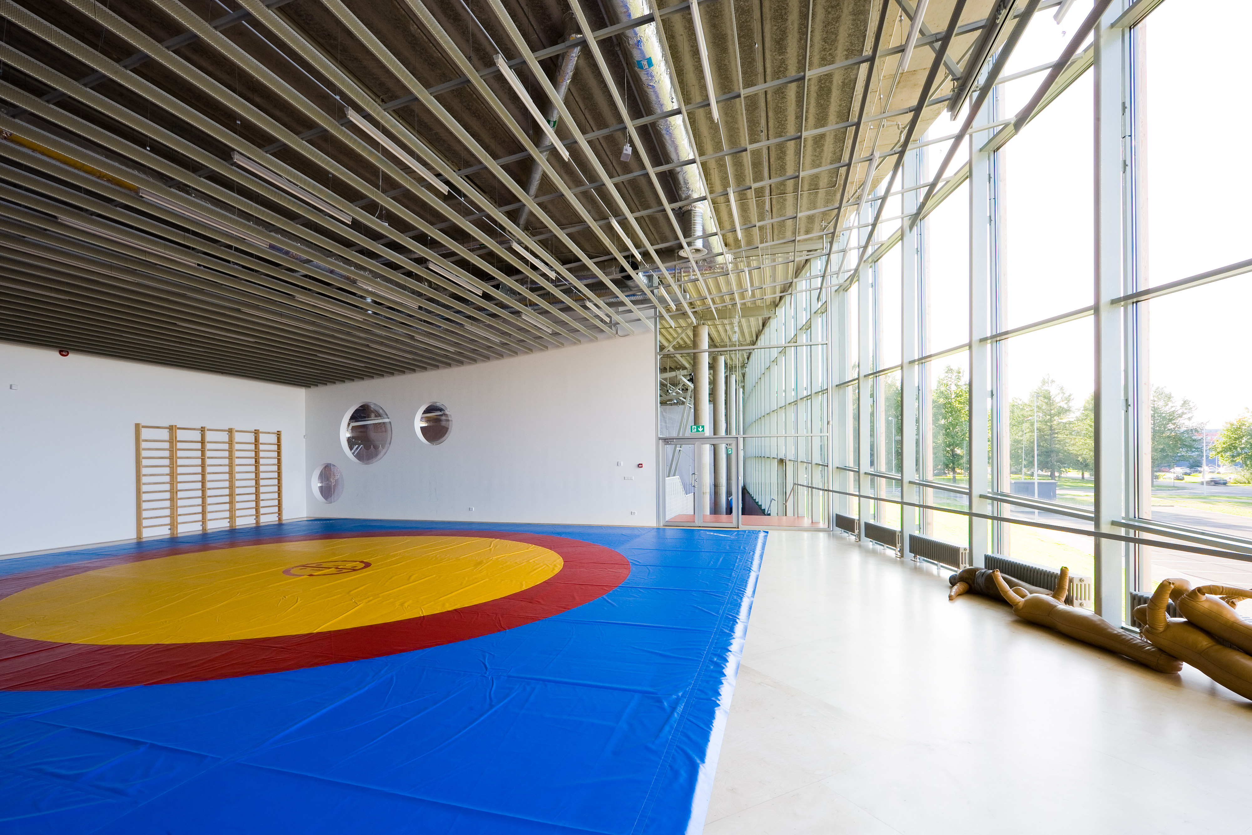 emue sports hall-18