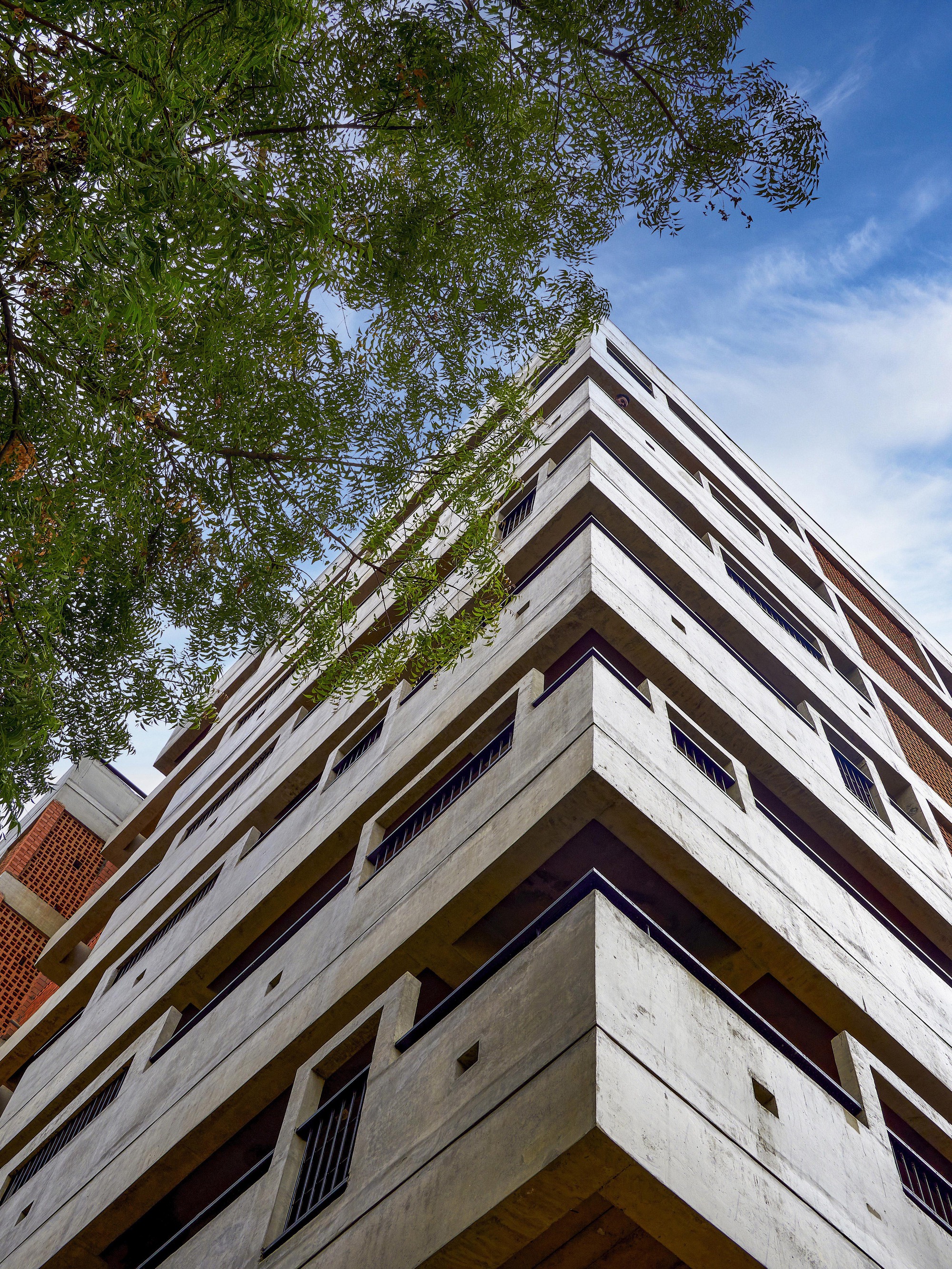 Housing Apartment at Badade Nagar / Studio Frozen Music-39