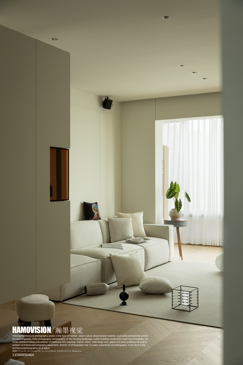 奶油色空间中的极简艺术丨中国上海丨年·演播室-22