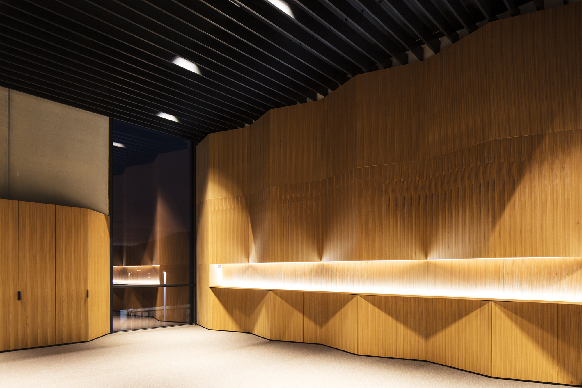 融合自然的人性化工厂设计-20