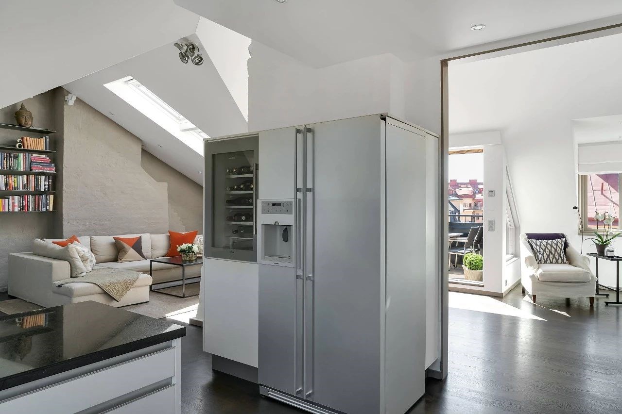 斜屋顶难驾驭丨106㎡ 的阁楼 这样设计就很好-21