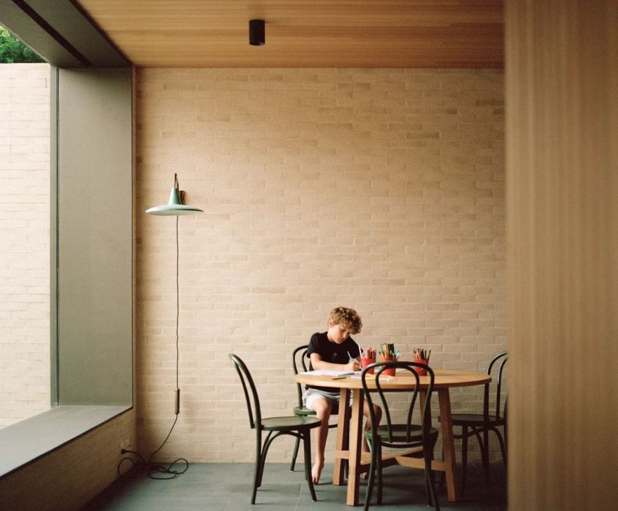 折线形屋顶房子丨澳大利亚墨尔本丨Studio Bright-63