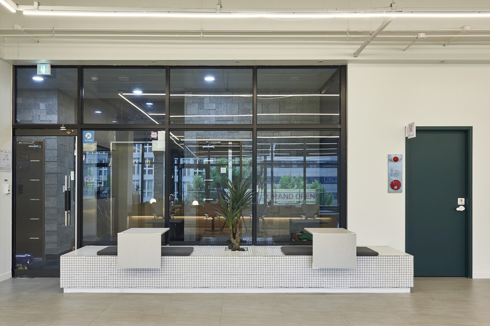 现代简约 45 平爱犬咖啡厅 爱犬酒店内饰设计案例-13