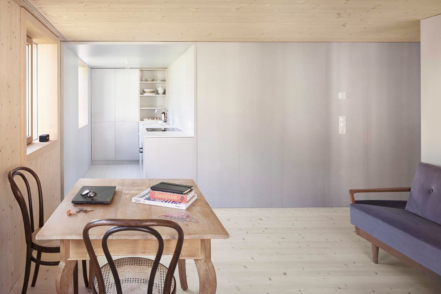 带建筑事务所的住宅建筑丨奥地利丨Innauer Matt Architekten-35