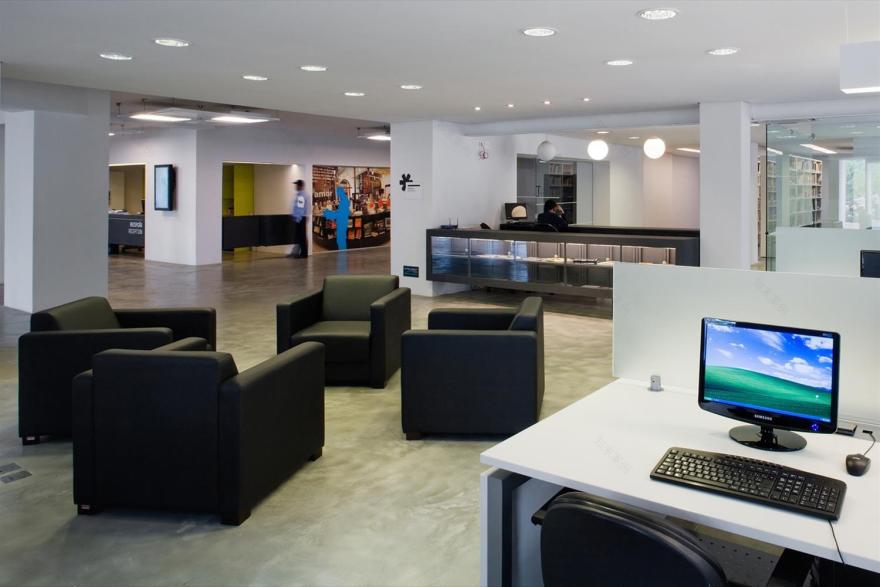 圣保罗 MIS 博物馆 · 融合钢铁,混凝土与玻璃的现代艺术空间-9