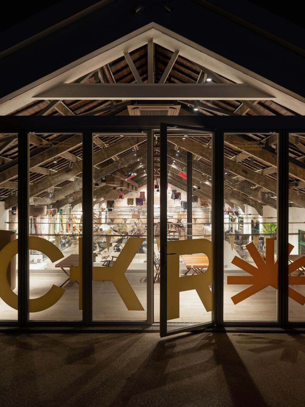BACKROAD 户外集合店丨中国杭州丨杭州观堂室内设计有限公司-64
