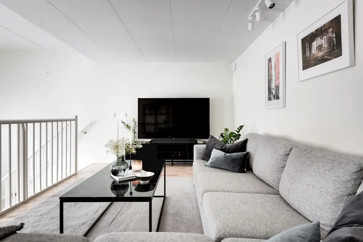 瑞典现代简约两层公寓设计-11