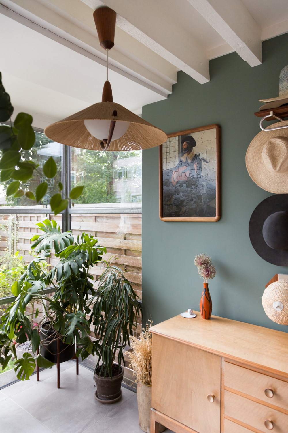 电影服装设计师的现代中世纪家园-13