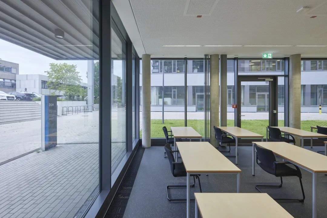 波鸿鲁尔大学ZGH研究中心丨德国波鸿丨盖博建筑设计-20