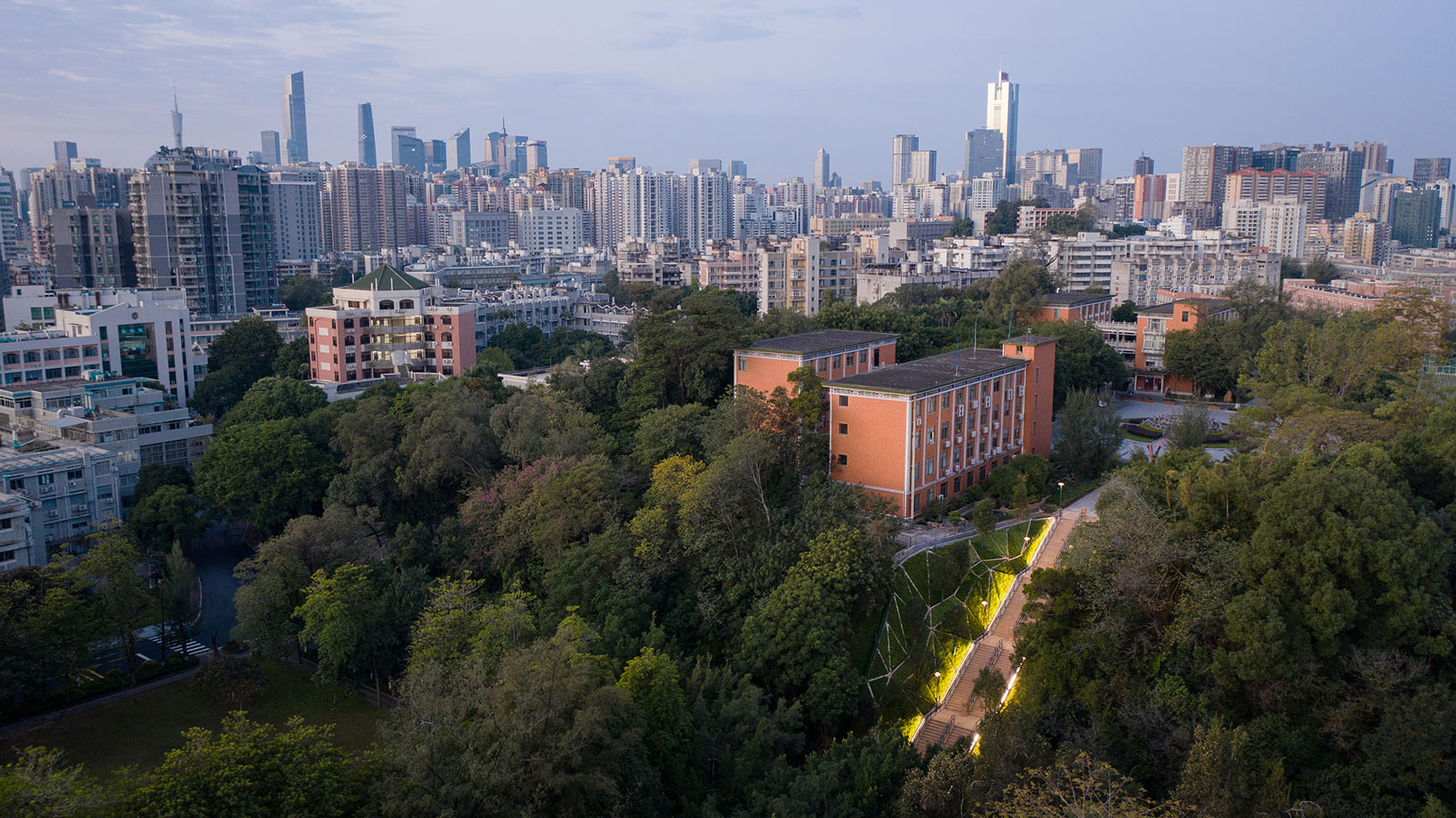 华南理工大学（五山校区）百步梯两侧边坡修缮加固工程，广州 / 华南理工大学建筑设计研究院有限公司，环境艺术设计一所-10