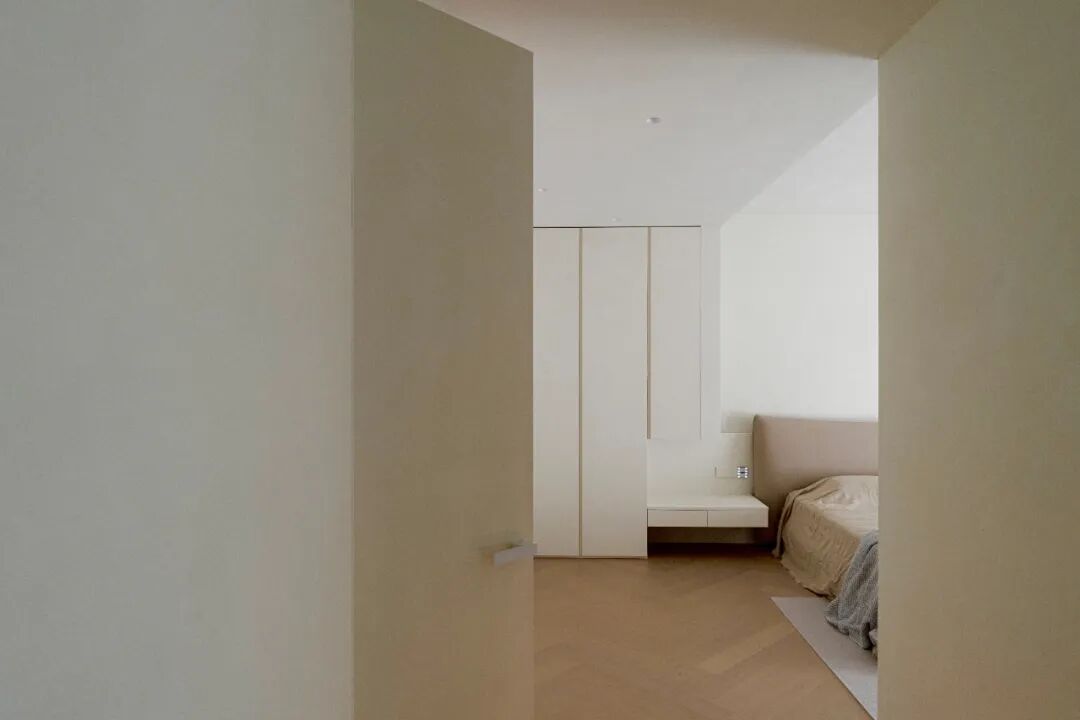 BENSONDESIGN原创设计丨400㎡被自然环绕的极简别墅-67