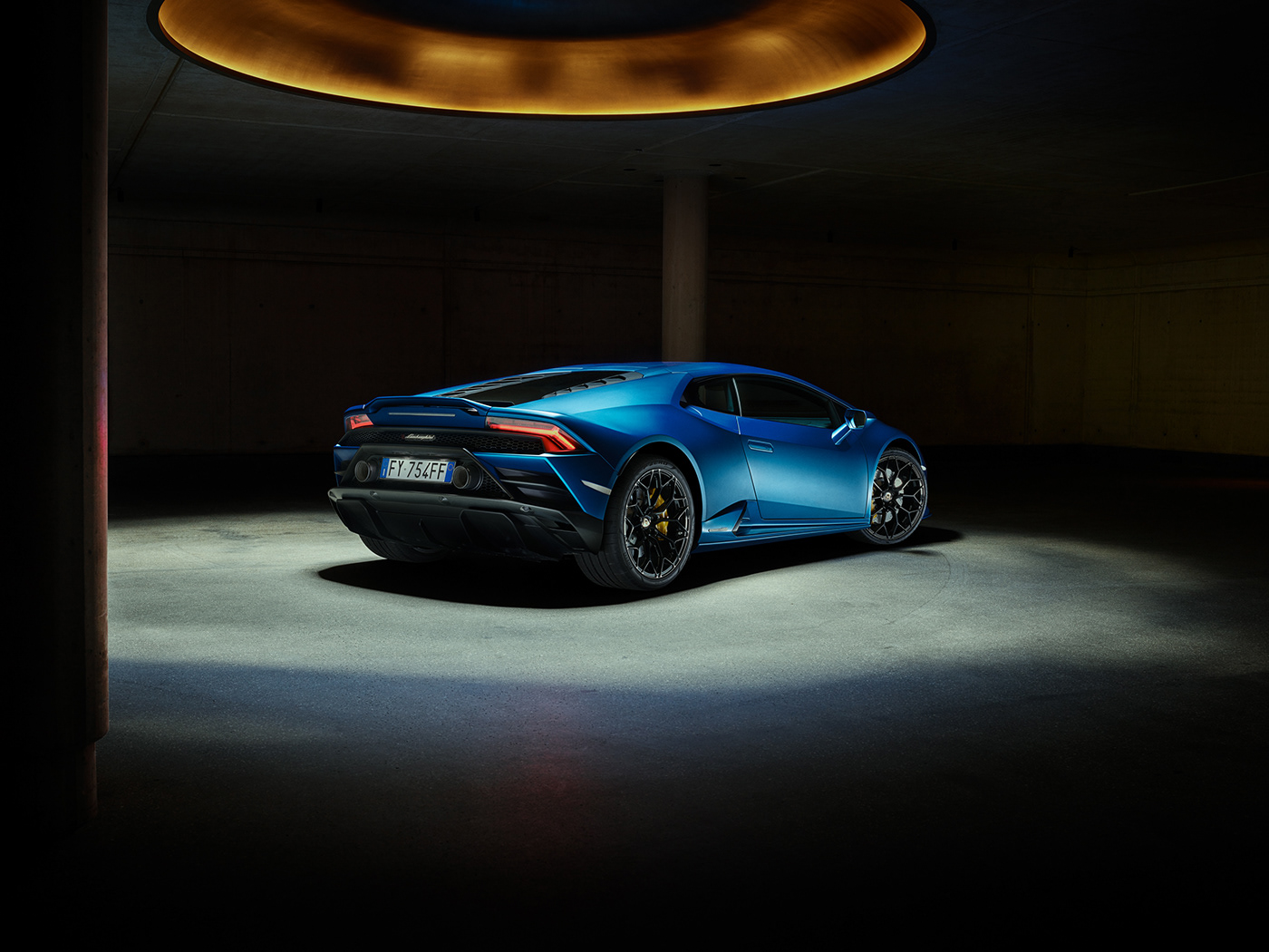 Lamborghini Huracan 展示空间丨DANIEL HARTZ,GRIT HACKENBERG-8