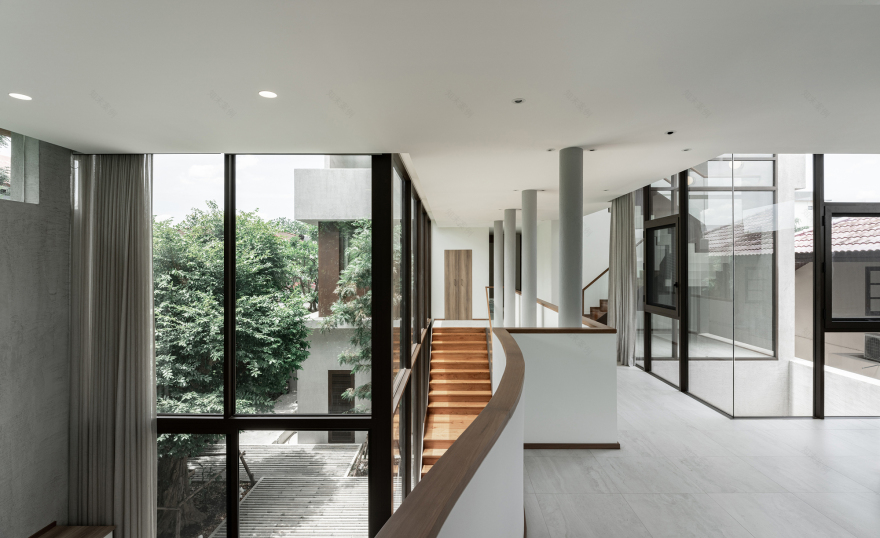 FN 大楼(FN可能是某个特定名称、机构或品牌等的缩写,若你能提供更多关于FN的背景信息,翻译会更精准)丨泰国曼谷丨Anonym-14