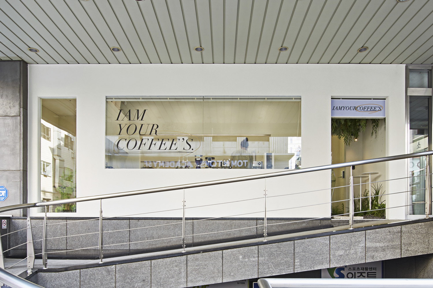 15 坪极简咖啡厅，打造温馨 INS 风-2