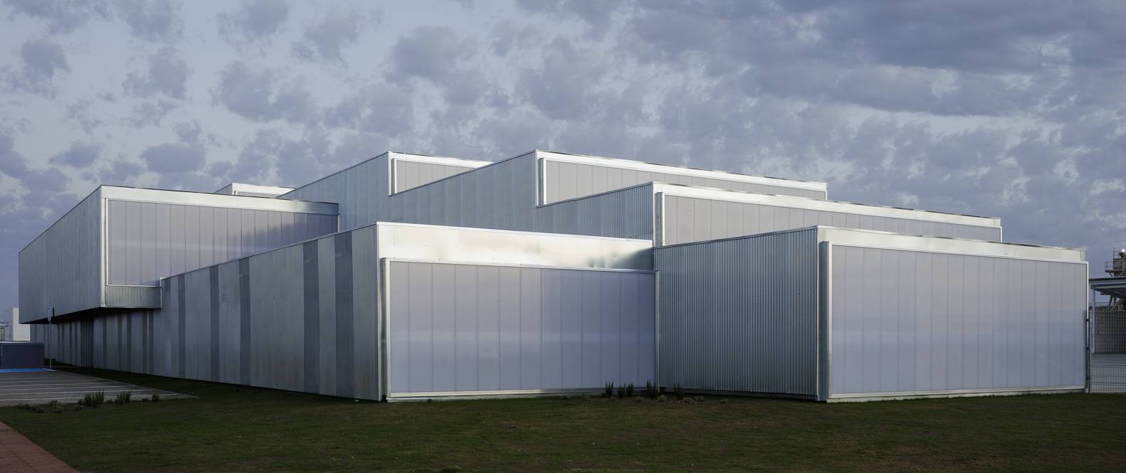 西班牙 Villanueva de la Serena 工业建筑设计丨Estudio Arquitectura Hago-16