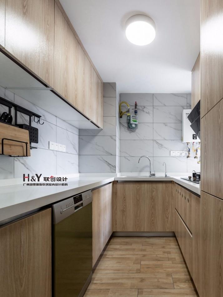 《漫·慢》打造温馨现代家居,专业设计实现空间最大化利用-15