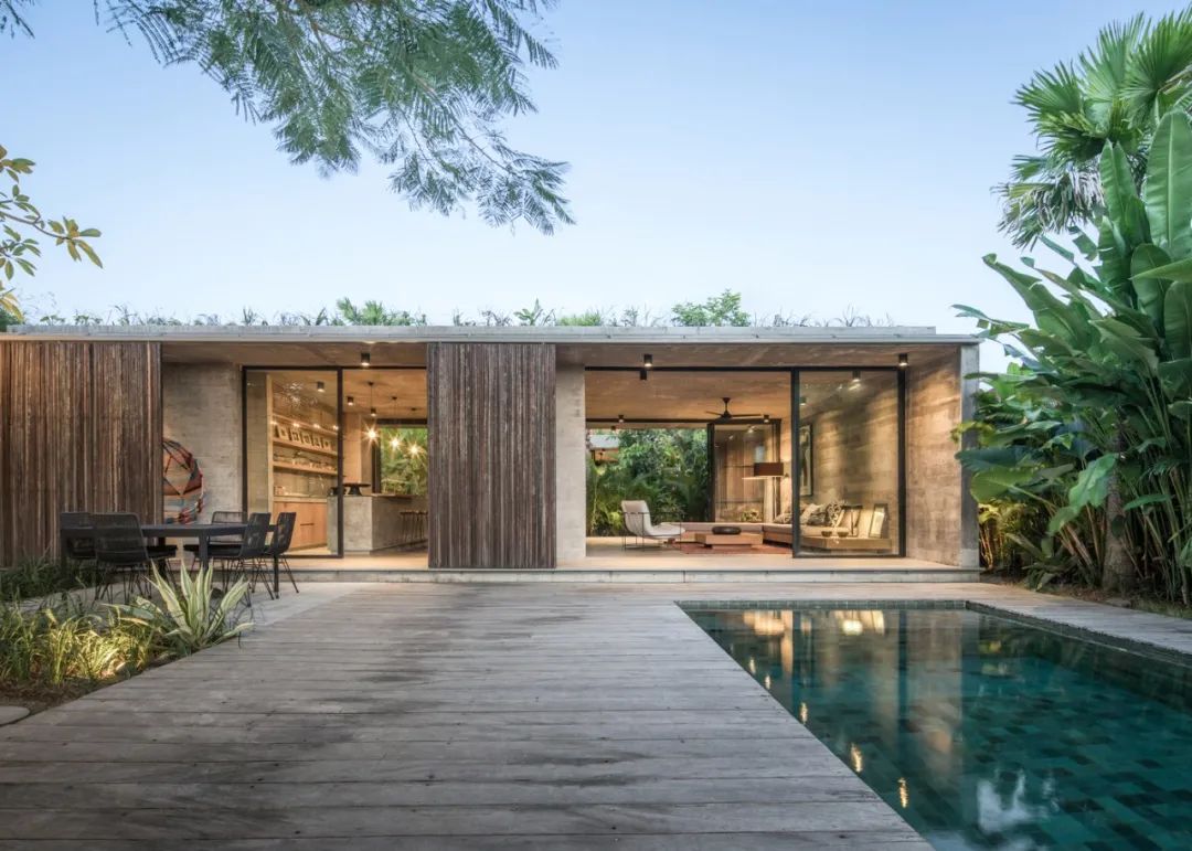 印度尼西亚 800㎡私密住宅,绿色景观中的混凝土盒子-8
