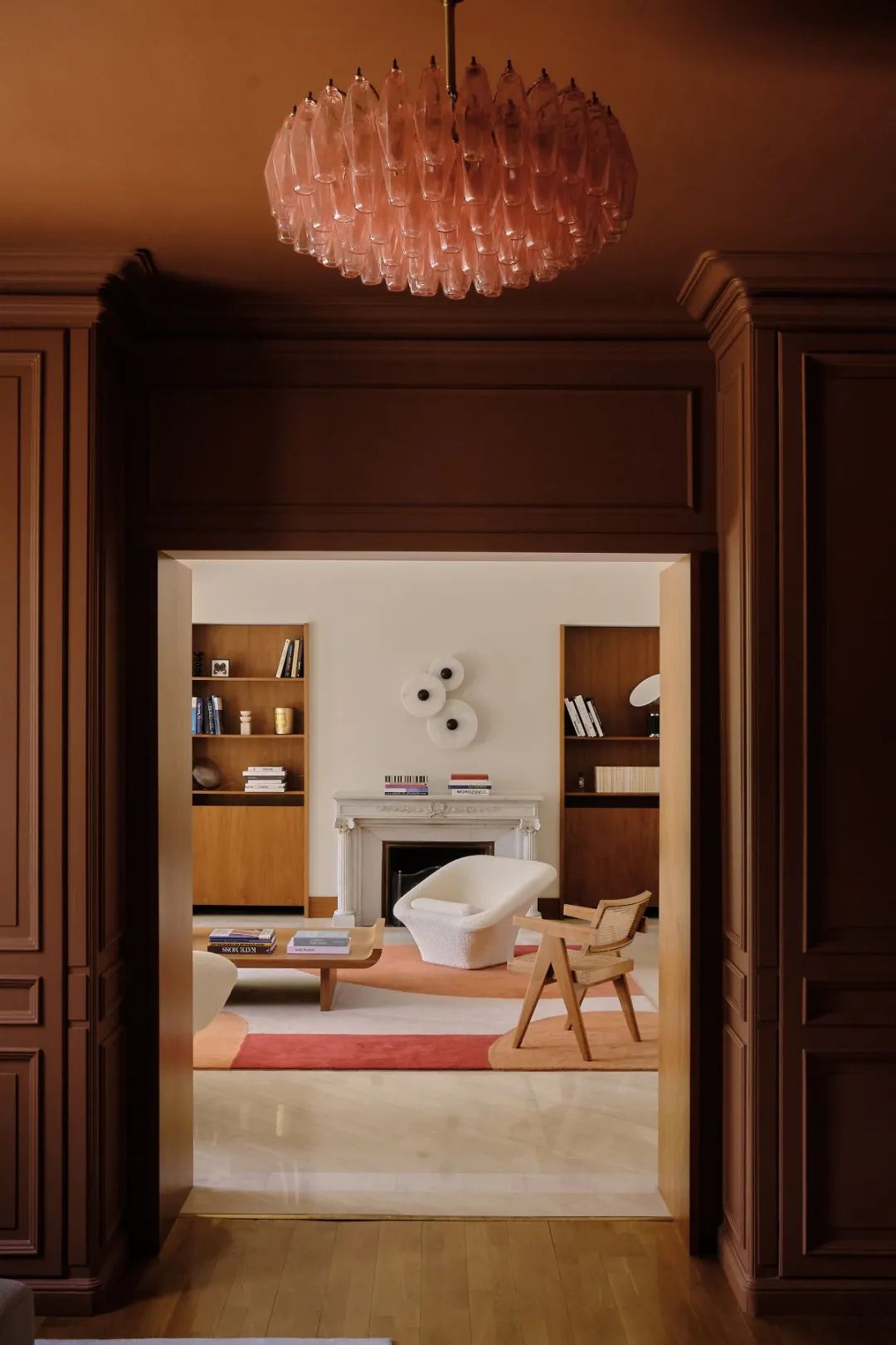 硬装越简单越高级！这套度假屋堪称中古风装修教科书-15