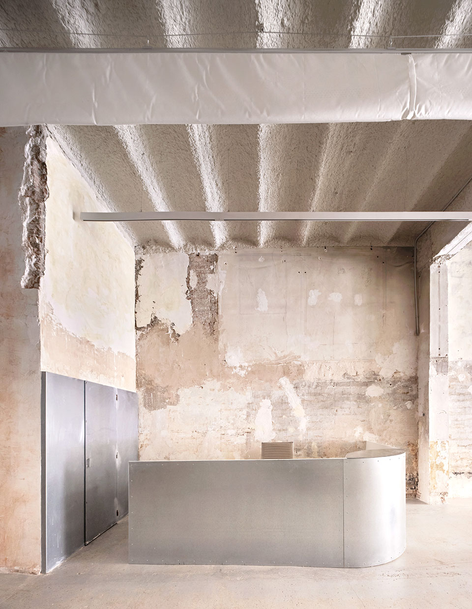 巴塞罗那Mayoral画廊丨西班牙巴塞罗那丨Jorge Vidal Studio-13