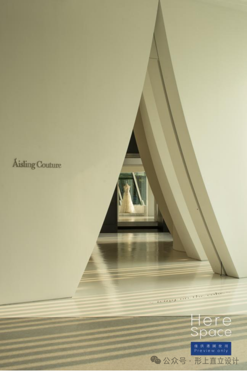 形上直立设计 |  森林礼堂-59