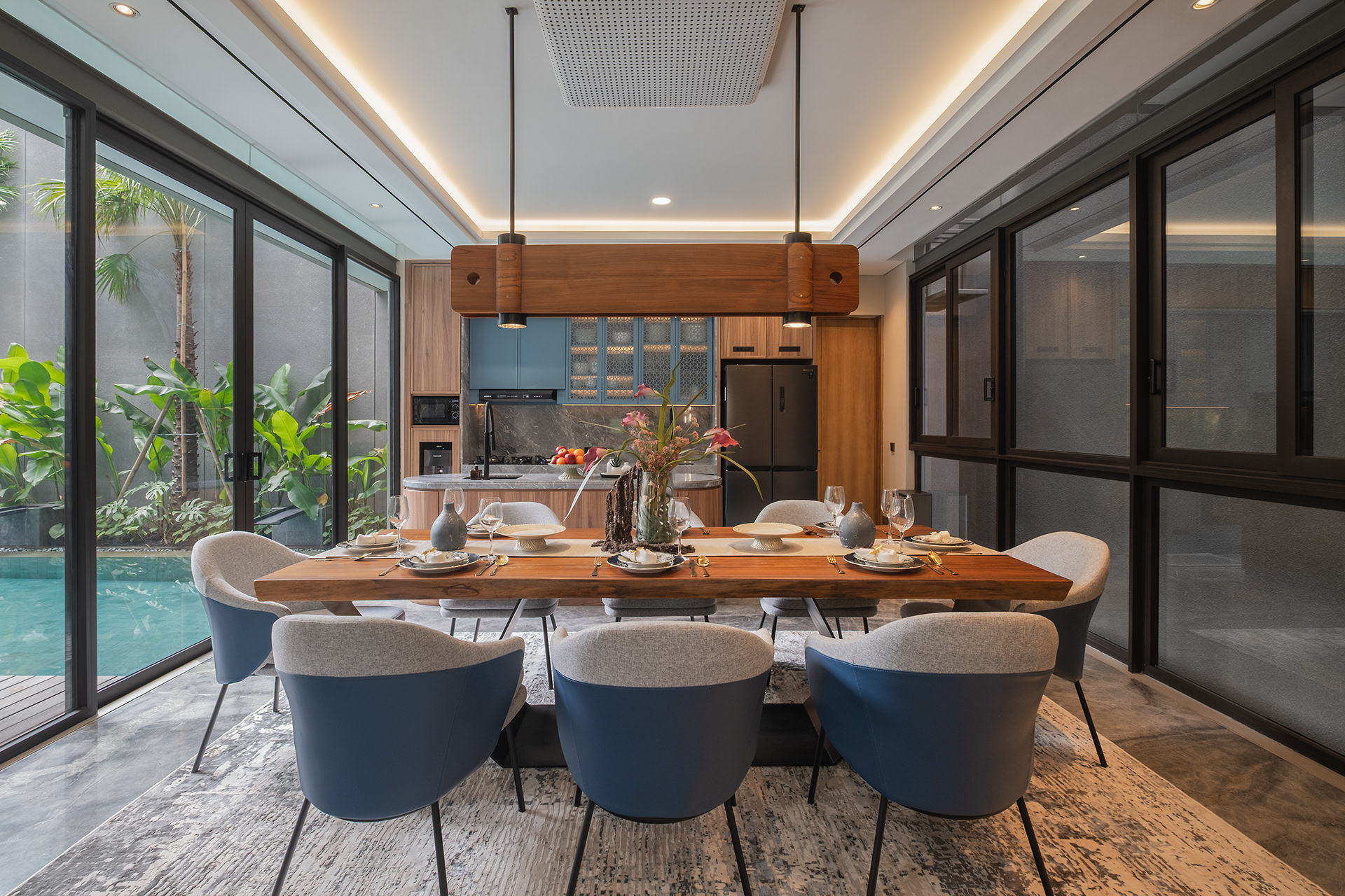 Modern Tropical Living in the Heart of the City-3