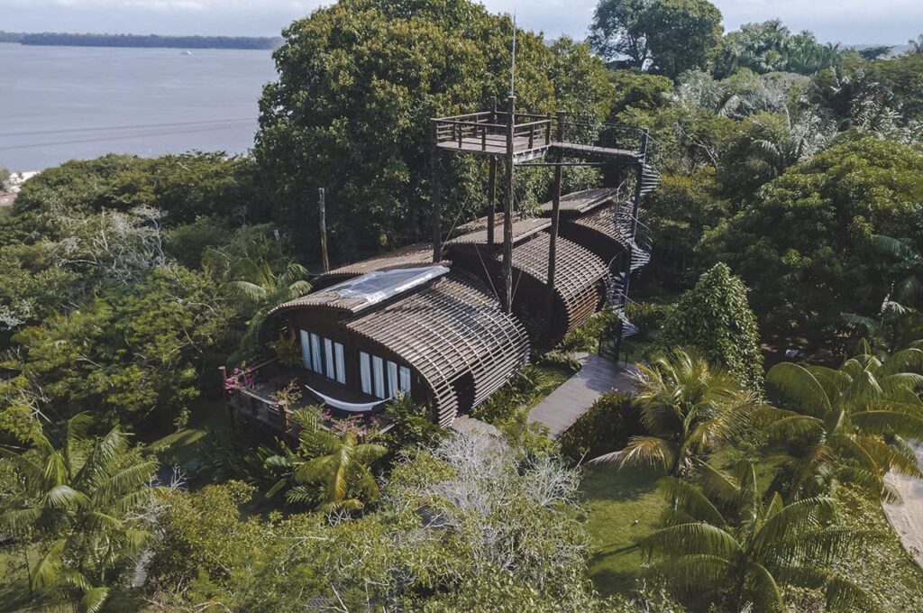 Blending Vernacular Design Elements in Contemporary Architecture-10